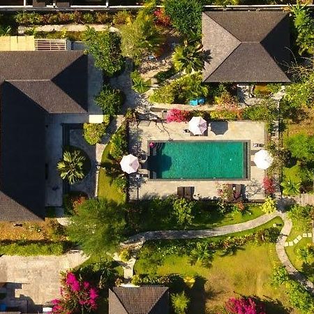 Taman Dewi Sri Villa et Bungalow Pemuteran Exterior foto